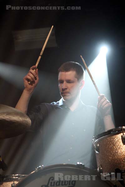 EWERT AND THE TWO DRAGONS - 2015-04-08 - PARIS - La Fleche d'Or - 